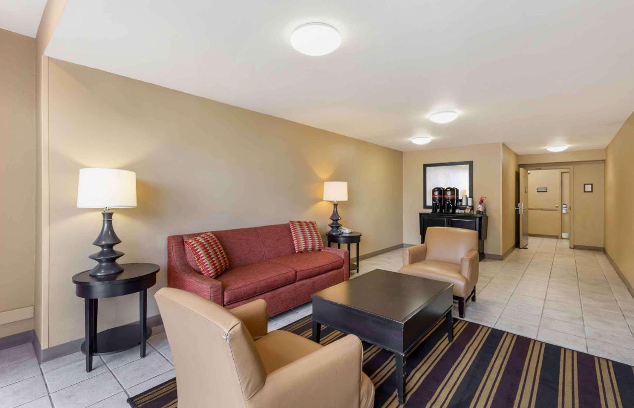 Suburban Studios Copley Akron West Ngoại thất bức ảnh