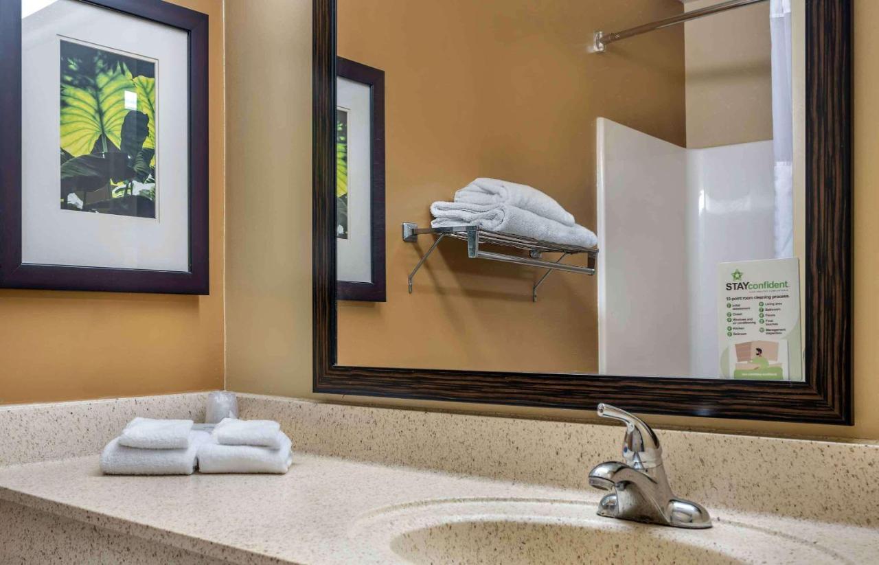 Suburban Studios Copley Akron West Ngoại thất bức ảnh