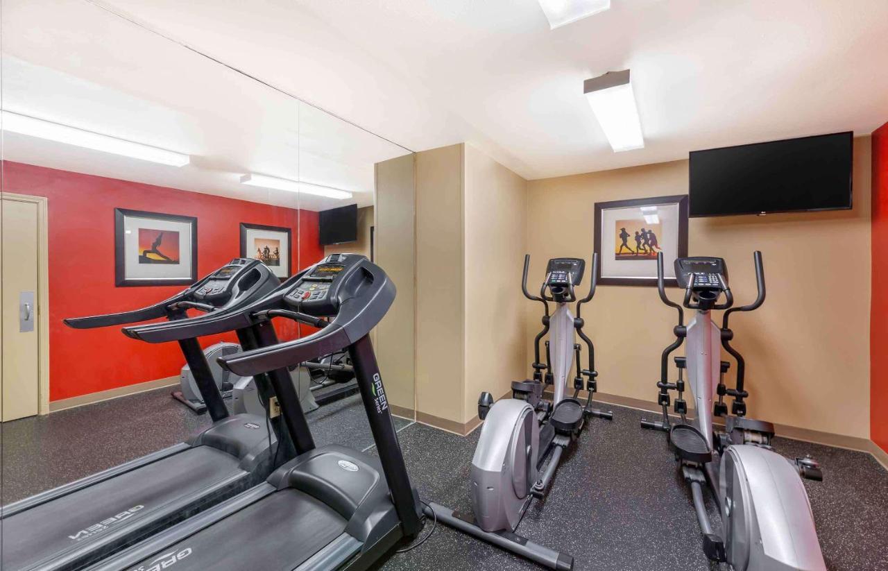 Suburban Studios Copley Akron West Ngoại thất bức ảnh